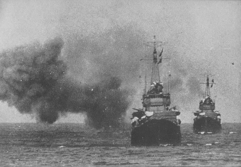 第二次ベララベラ海戦:駆逐艦時雨と五月雨