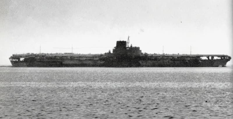 写真画像：大日本帝国海軍連合艦隊の空母【信濃／Shinano】