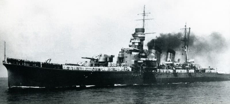 大日本帝国海軍連合艦隊の重巡洋艦【衣笠/Kinugasa】