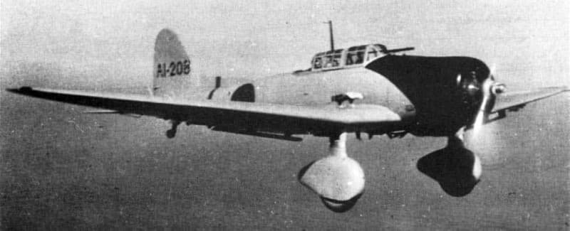 大日本帝国海軍連合艦隊の航空機【九九式艦上爆撃機】
